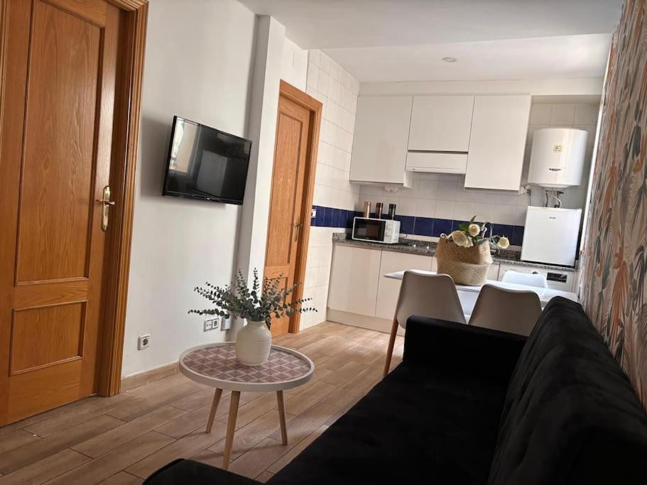 For You Rentals Coqueto Apartamento Temporal De Dos Dormitorios En El Corazon De Madrid Sgv63 Dış mekan fotoğraf
