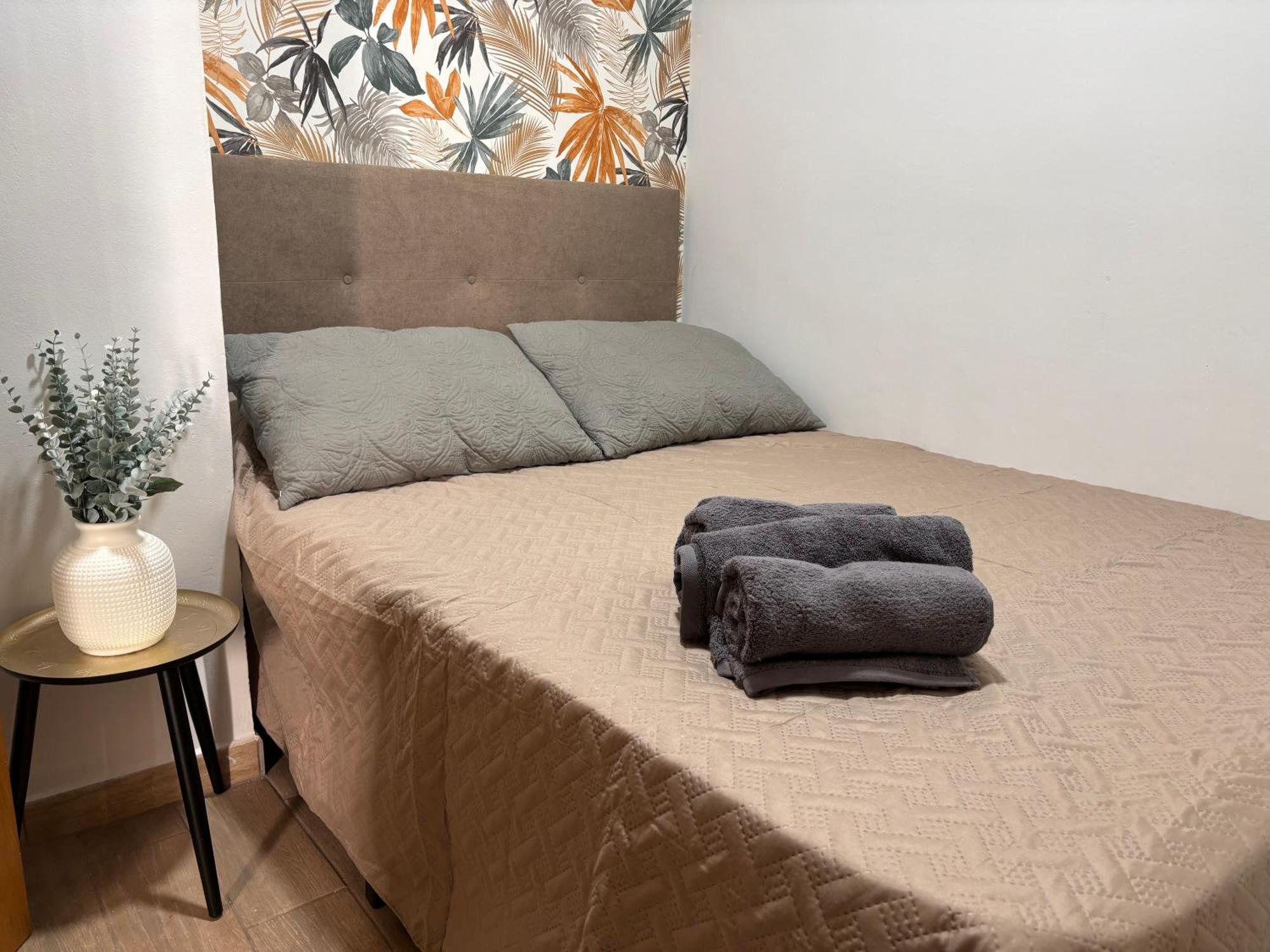 For You Rentals Coqueto Apartamento Temporal De Dos Dormitorios En El Corazon De Madrid Sgv63 Dış mekan fotoğraf